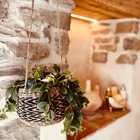 La Nine * Aigne (Herault)